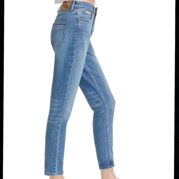Calvin Klein High Rise Mom Jeans - Picture 1 of 5